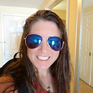 Meet your Posher, Dawn